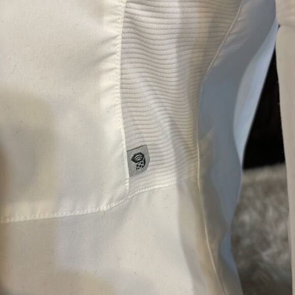 Mountain hardwear snap button shirt L (5284) - Picture 6 of 9